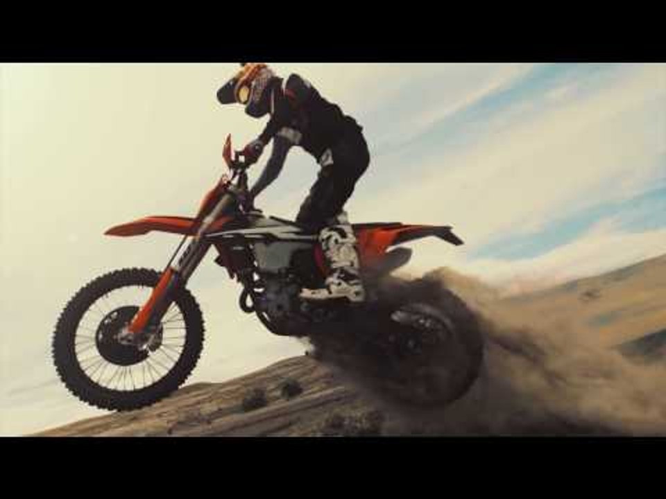 2017 KTM EXC READY TO RACE | AutoMotoTV