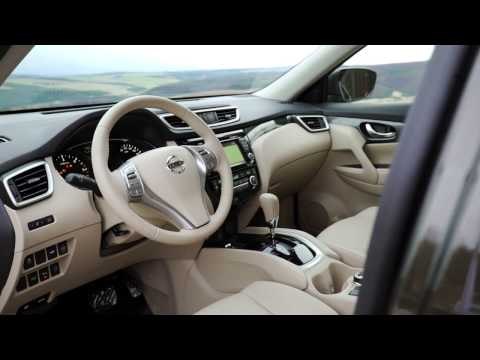 Nissan X-Trail 2.0-litre diesel - Interior Design in Titanium Olive Trailer | AutoMotoTV