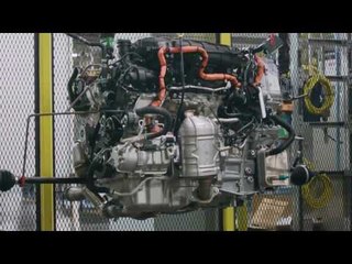Chrysler Pacifica Hybrid Production Launch, Windsor Assembly Plant Engine Transmission | AutoMotoTV