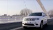 Jeep Grand Cherokee Driving Video in White Trailer | AutoMotoTV