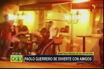 Paolo Guerrero se divierte en Río de Janeiro mientras se resuelve su situación