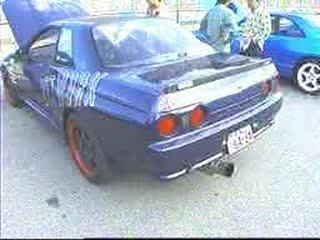 Skyline GT-R32 VS 300Zx