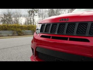 2018 Jeep Grand Cherokee Trackhawk Design | AutoMotoTV