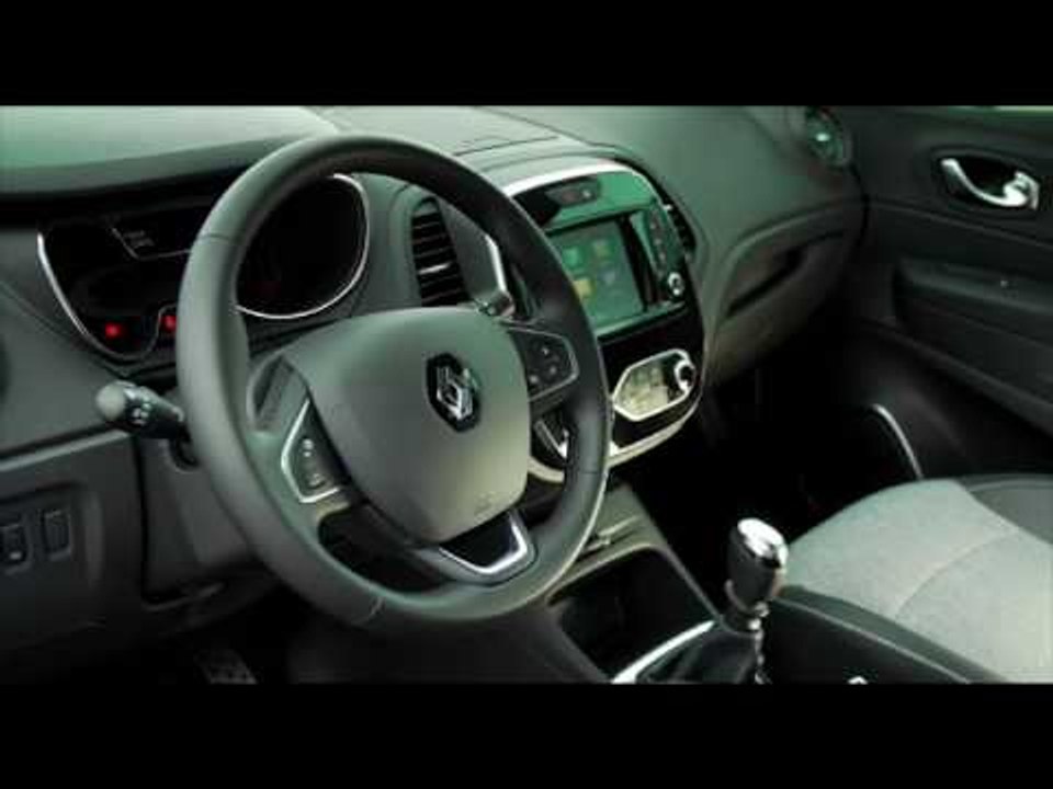 2017 New Renault CAPTUR Interior Design | AutoMotoTV