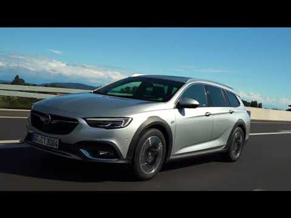 Opel Insignia Country Tourer Preview