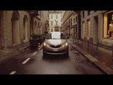 The new Lancia Ypsilon in Beige Driving Video