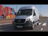 Mercedes-Benz Sprinter 319 CDI Panel Van - Iridium silver metallic Driving Video