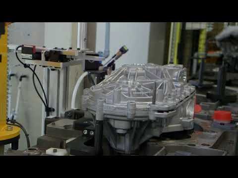 R240 electric motor manufacturing at the Renault Cléon plant - Gearmotor