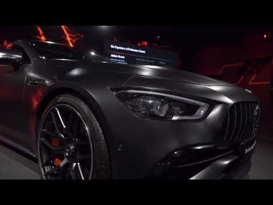 Mercedes-Benz Design Essentials II, Workshop - Performance Luxury - The Experience of Mercedes-AMG