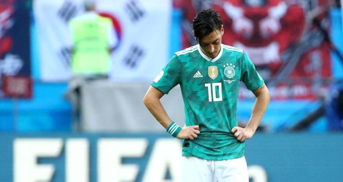 Mesut Özil, Almanya Milli Takımını Bırakma Kararı Aldı