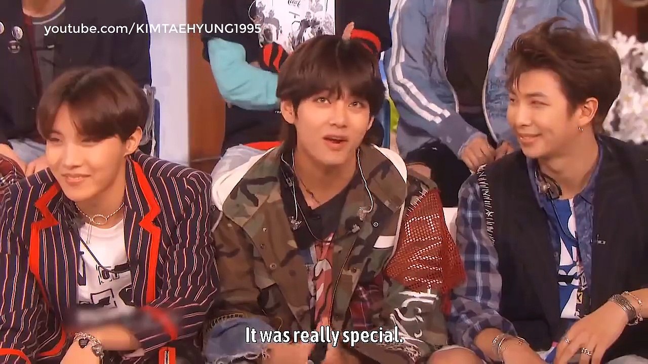 BTS V (방탄소년단) - Kim taehyung cute and funny moments 7