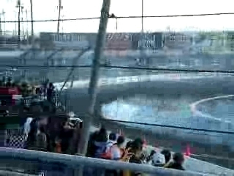 D1GP Japanese drifting Skyline R32 vs. RX7
