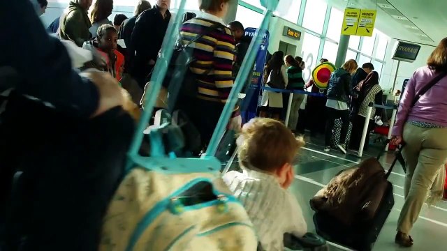 Ryanair TWO FREE BAGS for 90 passengers