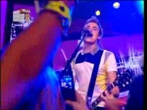 McFLY - UK Kids Choice Awards - 27.10.2007 (Clip 12)