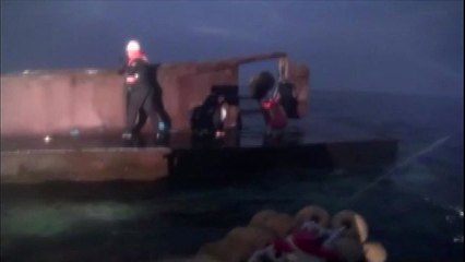 [취재N팩트] 에어포켓서 2시간 사투...기적의 구조 / YTN