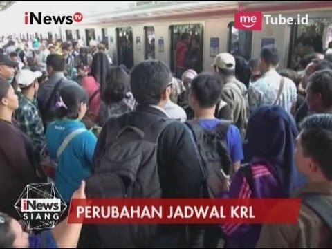 Perubahan Jadwal KRL, Mengakibatkan Penumpukan Penumpang di Beberapa Stasiun - iNews Siang 03/04