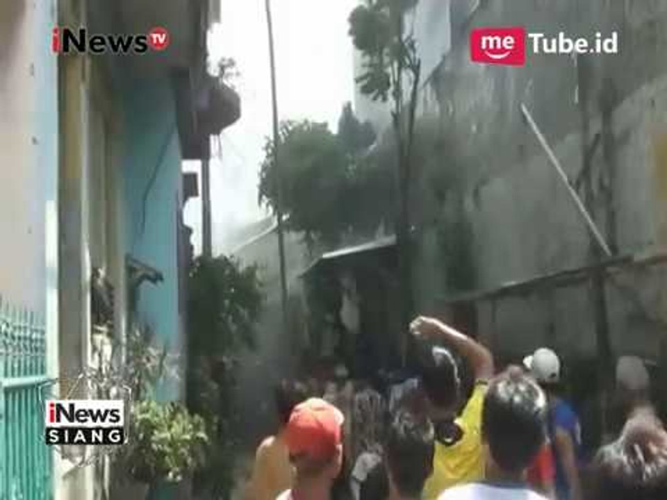 Puluhan Rumah Padat Penduduk di Penjaringan Jakut Hangus Terbakar - iNews Siang 05/04
