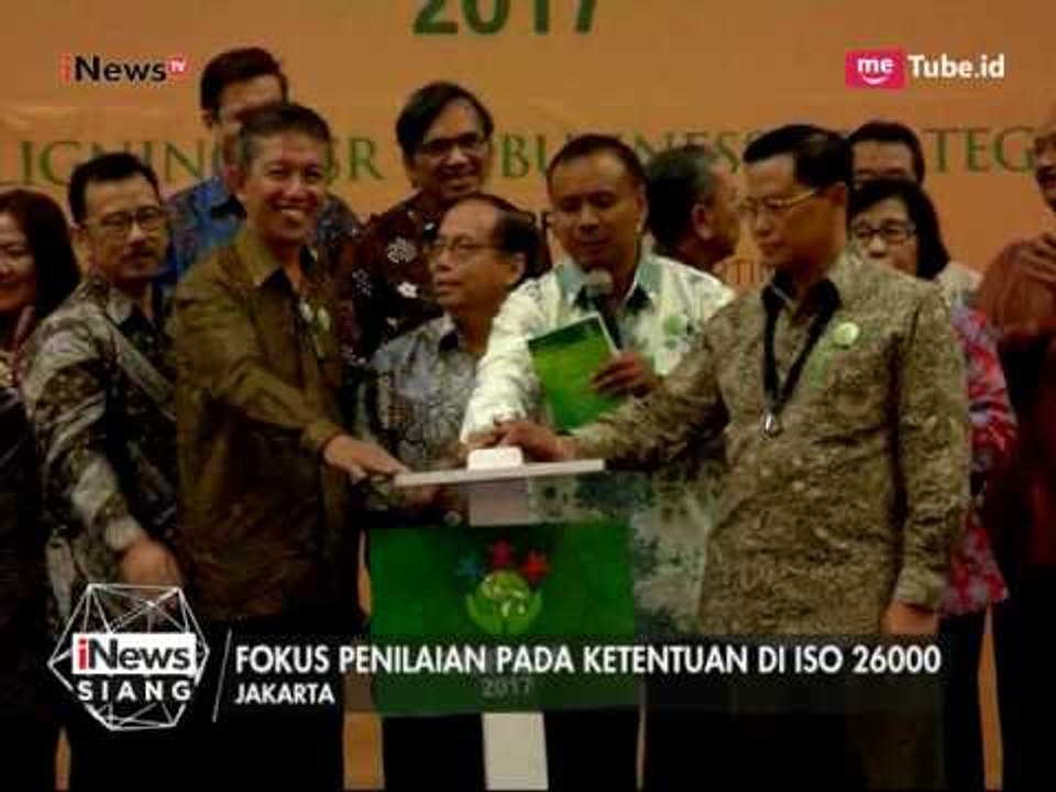 117 Perusahaan Ikuti Ajang Penghargaan Top CSR 2017 - iNews Siang 07/04