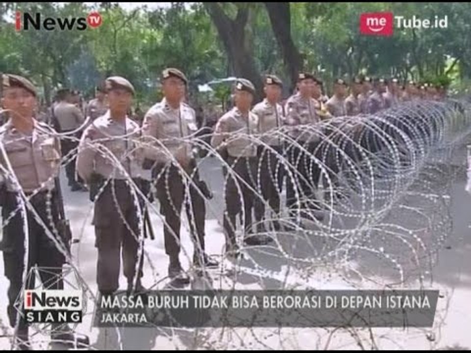 Massa Buruh Mengutuk Kepolisian yang Memblokir Jalan Menuju Istana Negara - iNews Siang 01/05