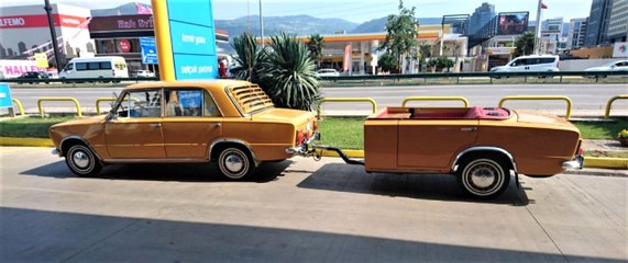 Gören Dönüp Bir Daha Bakıyor