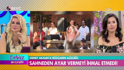 Demet Akalın, sahneden ayar verdi