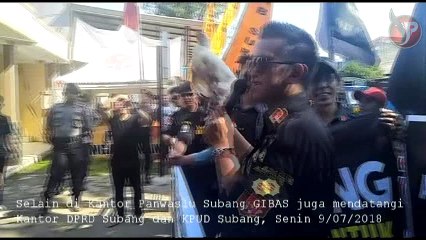 GIBAS HADIAHI PANWASLU SUBANG SEEKOR AYAM SAYUR BETINA