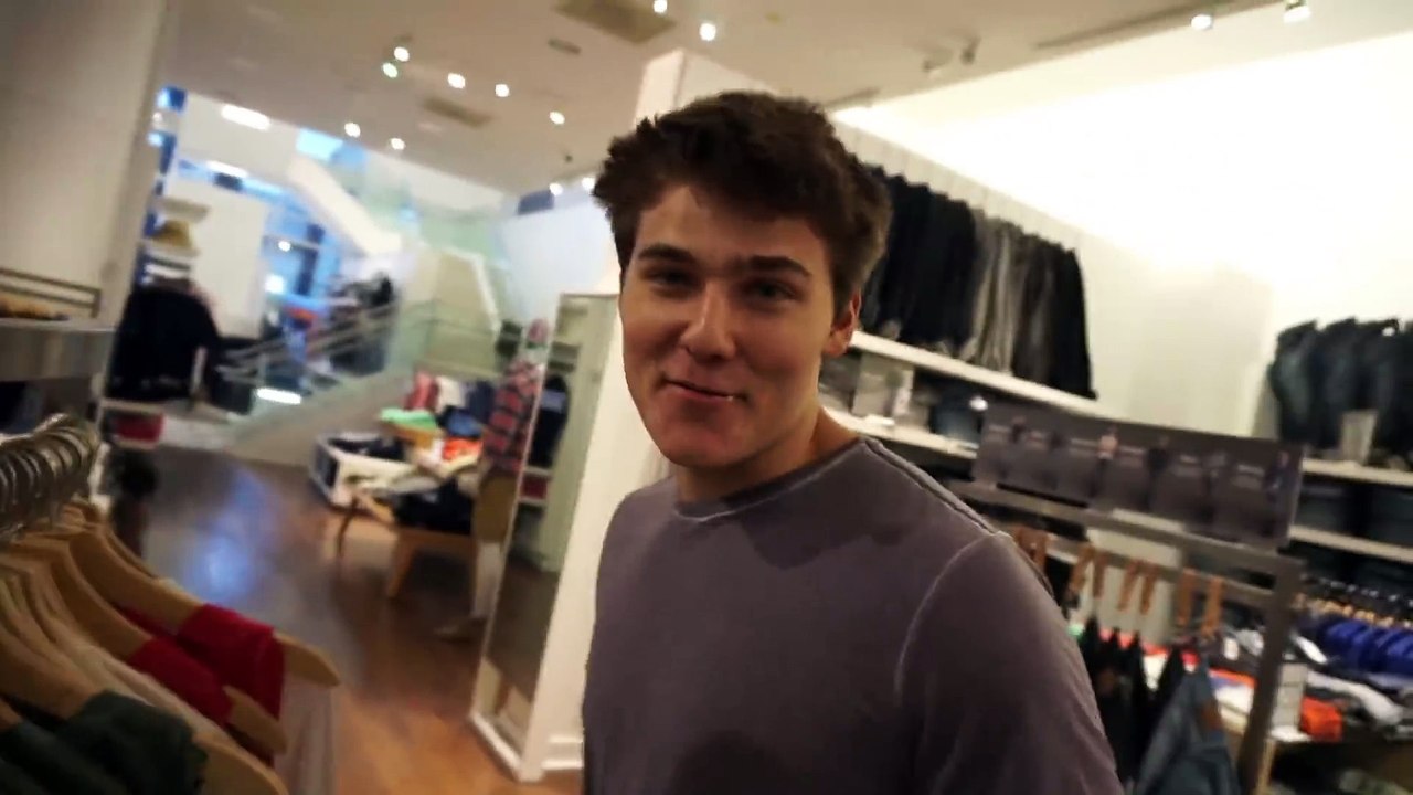 LIZA STARTED CRYING FOR IT!!   David Dobrik