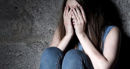 Yaşları 35 ila 70 Arasında Değişen 7 Erkek, 13 Yaşındaki Kıza Cinsel İstismarda Bulundu!