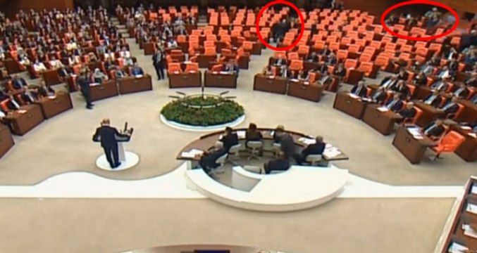 Son Dakika! İçişleri Bakanı Süleyman Soylu Yemin Ederken CHP Grubu Salonu Terk Etti!