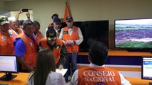 Presidente Morales visita zona devastada por la actividad del volcán de Fuego