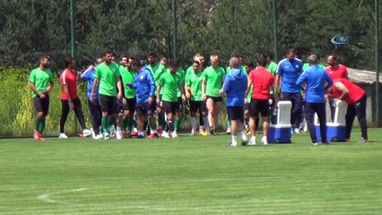 Konyaspor Teknik Direktörü Rıza Çalımbay transfer istedi