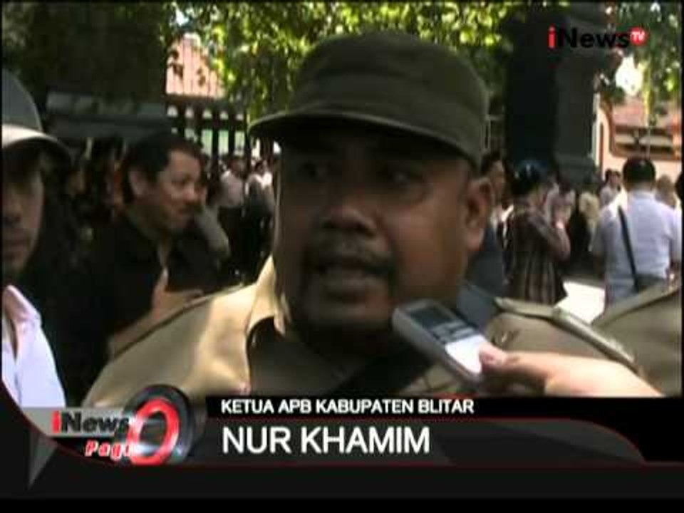 Aksi Unjuk Rasa Berlangsung Ricuh Di Blitar - iNews Pagi 24/06