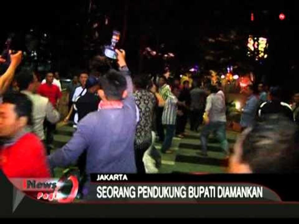 Penahanan Tersangka Suap Ketua MK, Pendukung Bupati Empat Lawang Buat Onar - iNews Pagi 07/07