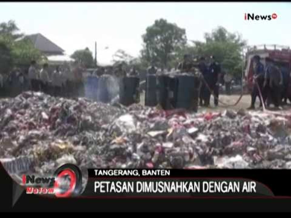 Polisi Musnahkan 30 Ton Petasan Dari Seorang Wanita Paruh Baya, Tanggerang - iNews Malam 09/07