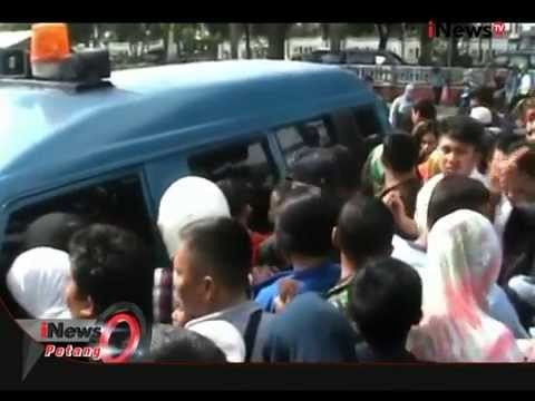 Antre Penukaran Uang Receh - iNews Petang 14/07