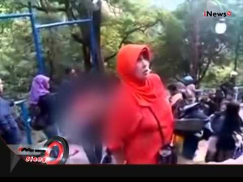 Video Amatir Longsor Air Terjun Sedudo, Pengunjung Panik - iNews Siang 22/07