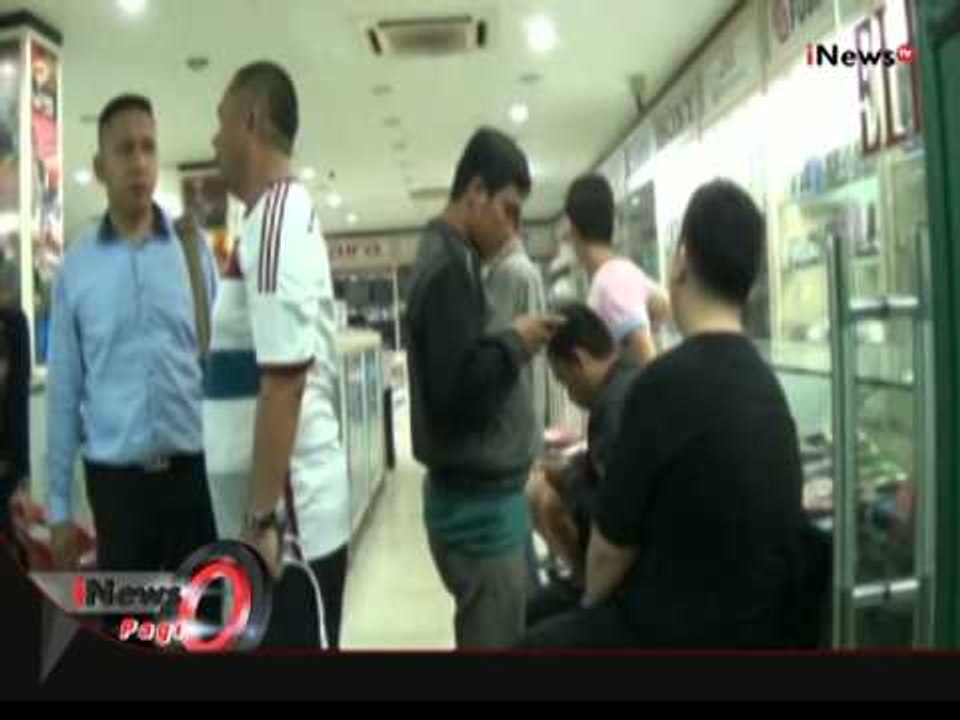 Nekat! Perampok Beraksi Sendiri Di Tempat Penukaran Uang Asing, 2,7 Milyar Raib - iNews Pagi 24/07
