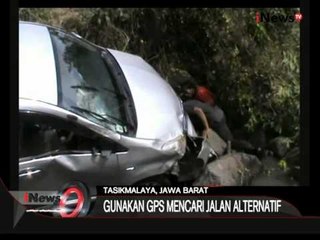 Mobil Terperosok, Gunakan GPS Mencari Jalan Alternatif - iNews Petang 24/07