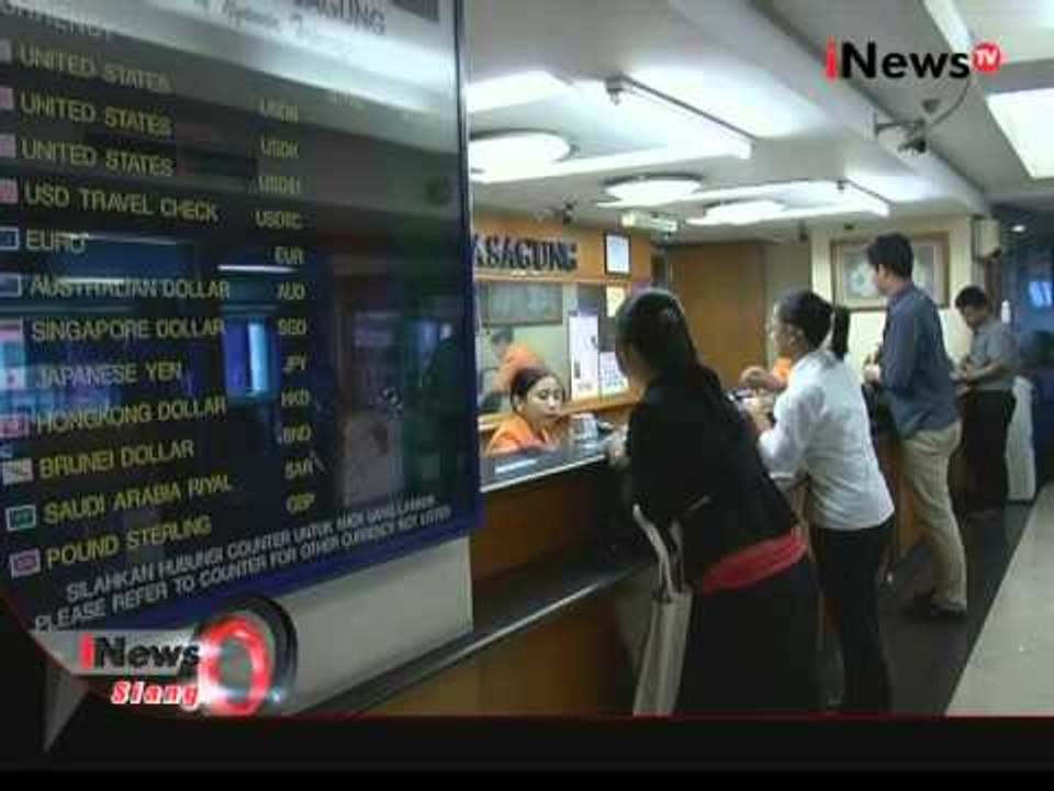 Nilai Tukar Rupiah Semakin Melemah, Tukar Dolar  Ramai Di Money Changer - iNews Siang 25/08