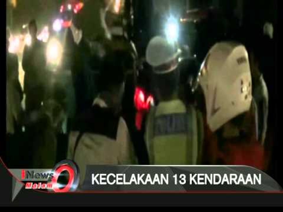 Kecelakaan Maut, 13 Kendaraan Terlibat Tabrakan Beruntun, 1 Orang Tewas - iNews Malam 26/08