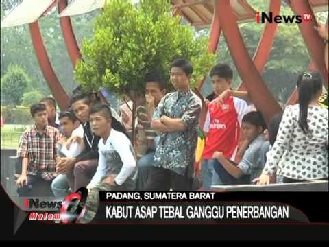 Kabut Asap Ganggu Penerbangan, Penumpnag Menumpuk Di Bandara, Padang - iNews Malam 06/09