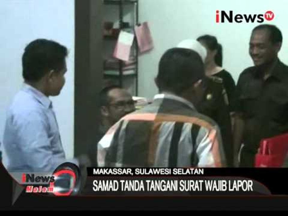 Abraham Samad Tandatangani Surat Wajib Lapor Di Kejaksaan Negeri Makasar - iNews Malam 01/10