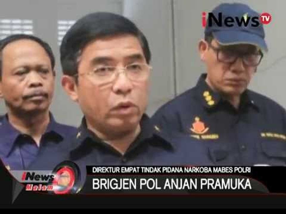 Polisi Gerebek Gudang Pabrik Obat Palsu Di Balaraja, Tangerang - iNews Malam 26/11