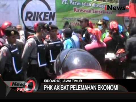Ratusan Buruh Unjuk Rasa Di Depan Pabrik Yang Lakukan PHK Sepihak - iNews Pagi 13/10