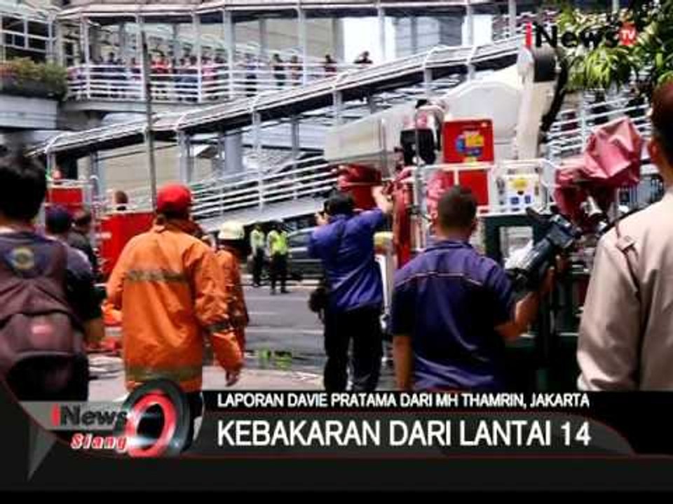 Live Report: Kebakaran Gedung Sarinah Tamrin Berasal Dari Lantai 14 - iNews Siang 15/10