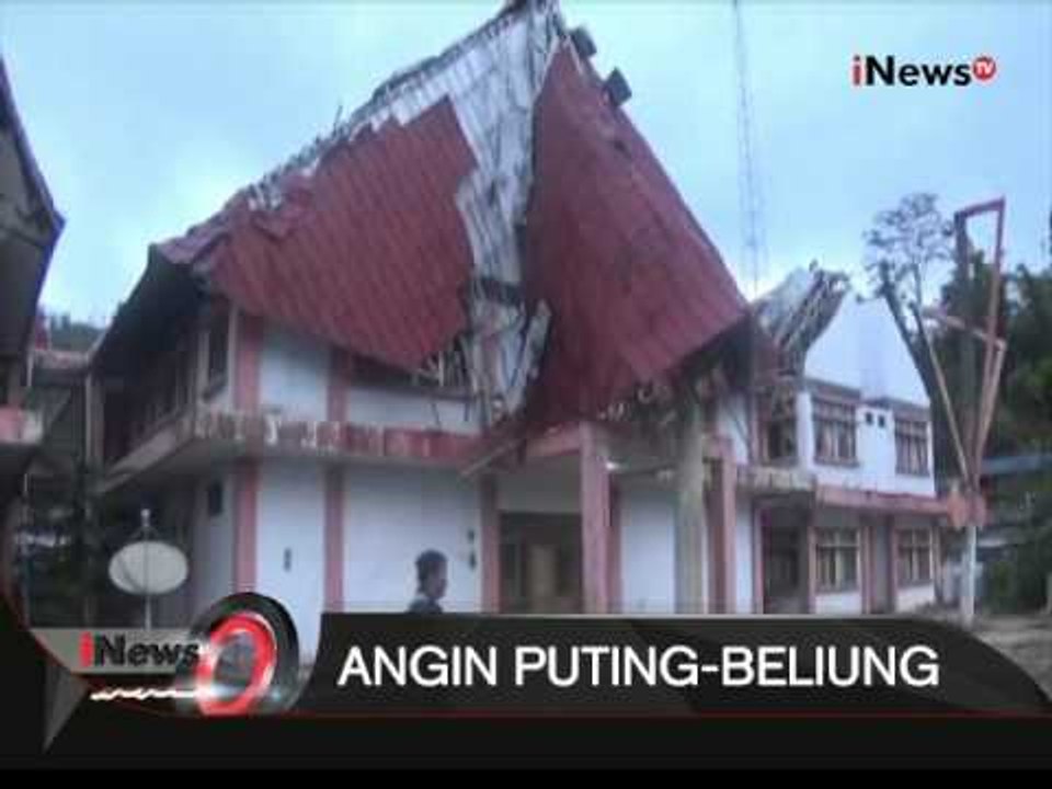 Diterjang Angin Puting Beliung, Kantor DPRD Mamasa Rusak Parah - iNews Malam 20/10