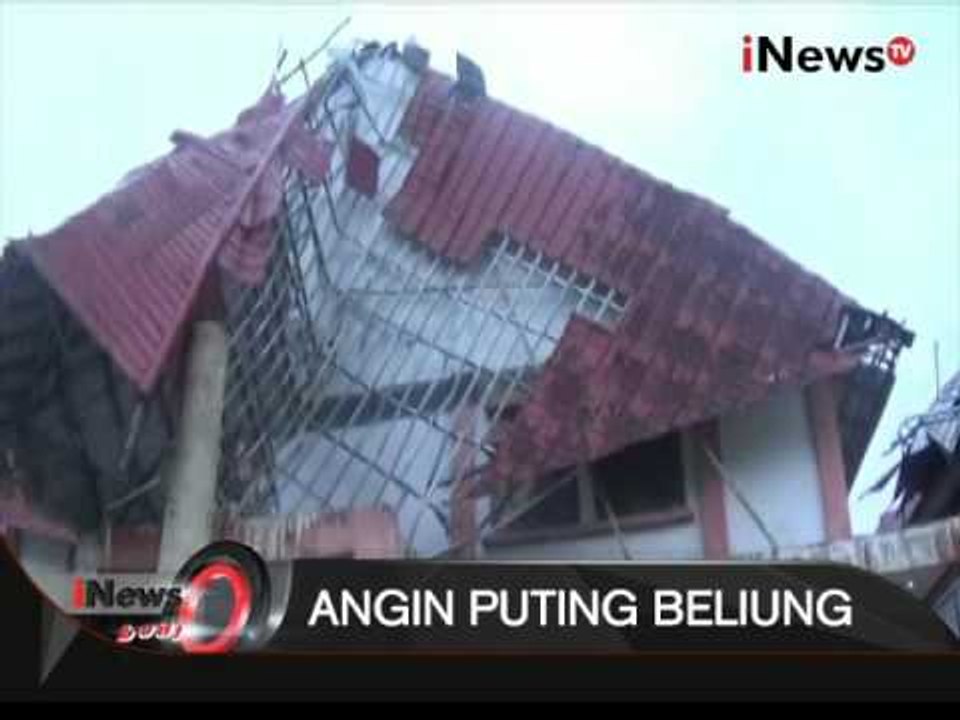 Angin Puting Beliung Porak Poranda Gedung DPRD Sulbar - iNews Pagi 21/10