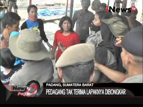 30 Lapak Pedagang Di Tertibkan Petugas Sat Pol PP Karena Tidak Memiliki Izin - iNews Pagi 06/11