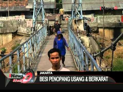 Tak Hanya Jalan Amblas, Jembatan Gantung Yang Rapuh Juga Ada Di Ibukota - iNews Siang 12/11