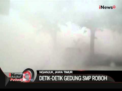 Inilah Rekaman Amatir Detik Detik Gedung SMP Roboh Di Nganjuk - iNews Petang 13/11